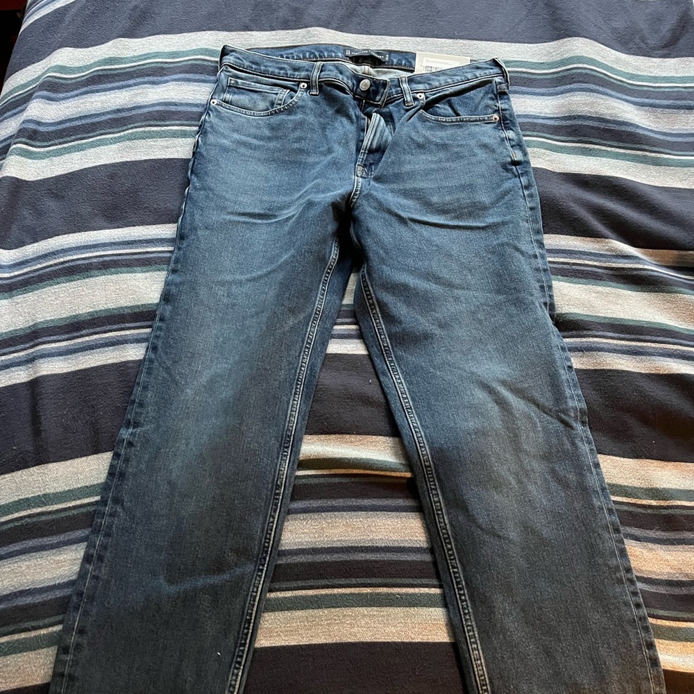 Everlane Blue Slim Jeans with Vintage Wash